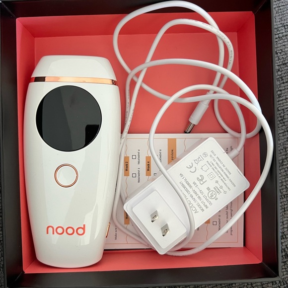 nood Bath & Body Nood The Flasher V2 White Light Treatment Hair